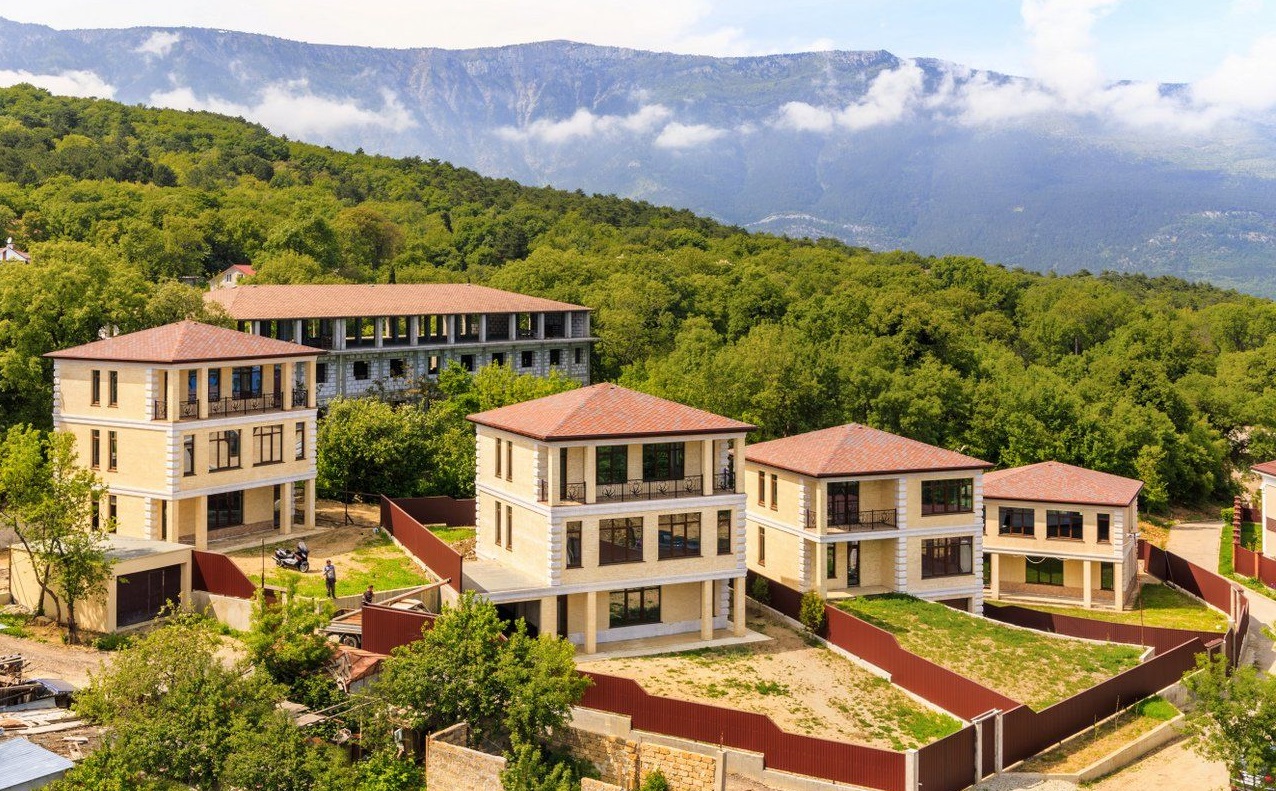 Частный дом в п. Горное