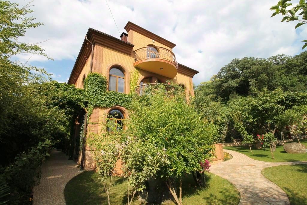 Частный дом в г. Алушта